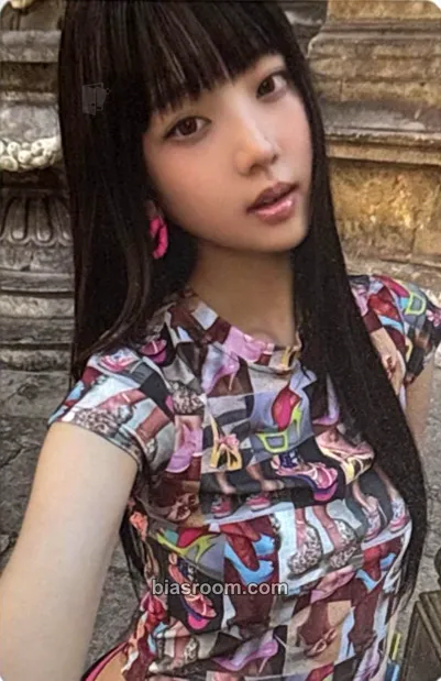 Leesol WhyKiiiKiii Photocard - KiiiKiii - KiiiKiii K-pop photocard