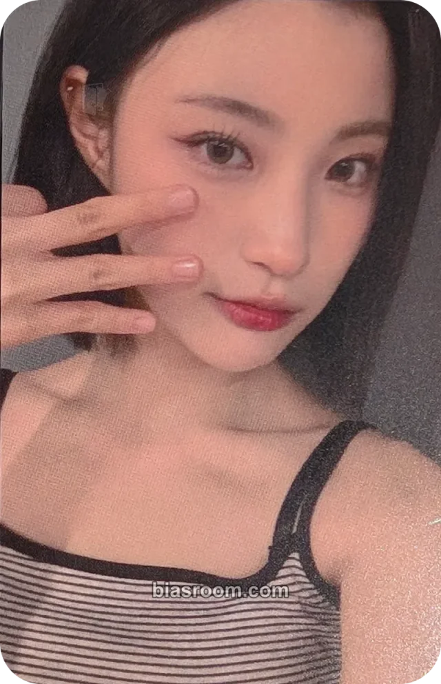 ICHILLIN’ - Yeju - Wild Cherry Album everline video call/fancall round 1