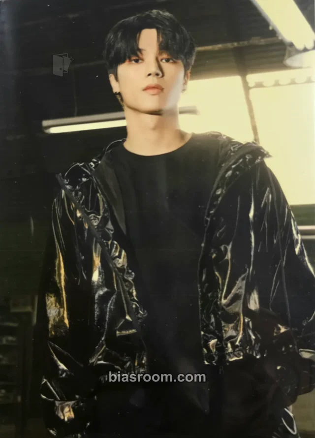 ATEEZ - Wooyoung - BEYOND : ZERO Album familymart purchase benefit