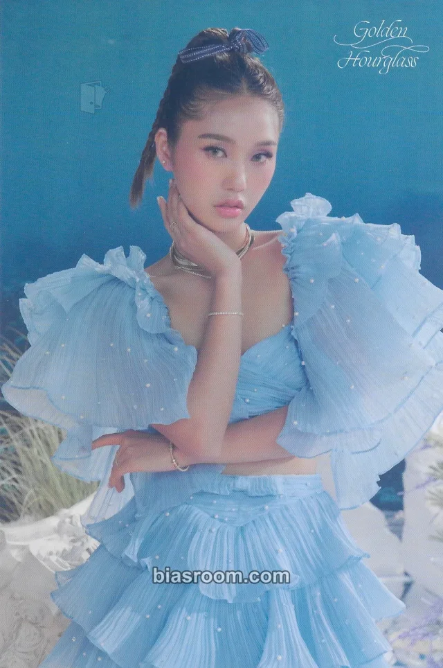 OH MY GIRL - Mimi - Golden Hourglass Album postcard merch inclusion item set