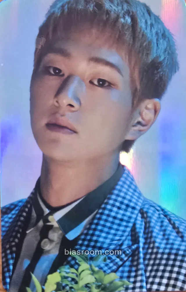 SHINee - Onew - The Story of Light Ep. 1 - The 6th Album Album holographic (hologram) merch photocard item set