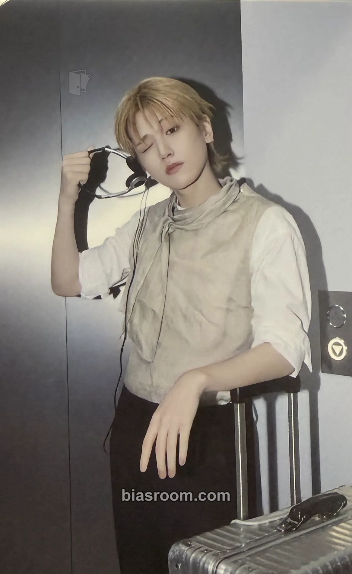 Riwoo Knock On Vol. 2 Tour Photocard - BOYNEXTDOOR - BOYNEXTDOOR K-pop photocard