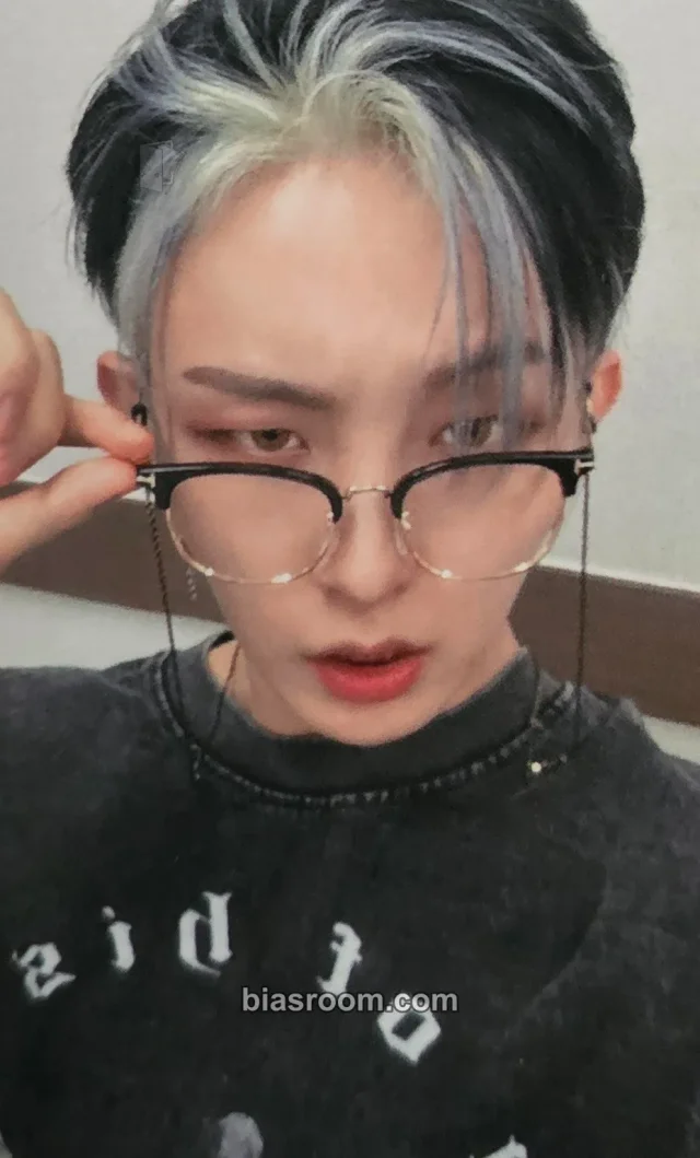 NTX - Xiha - ODD HOUR Album album photocard
