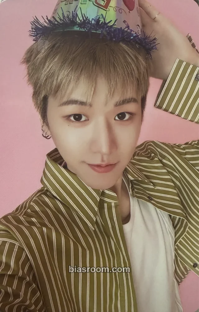 BOYNEXTDOOR - Riwoo - Birthday MD Other 2025 version merch photocard plate