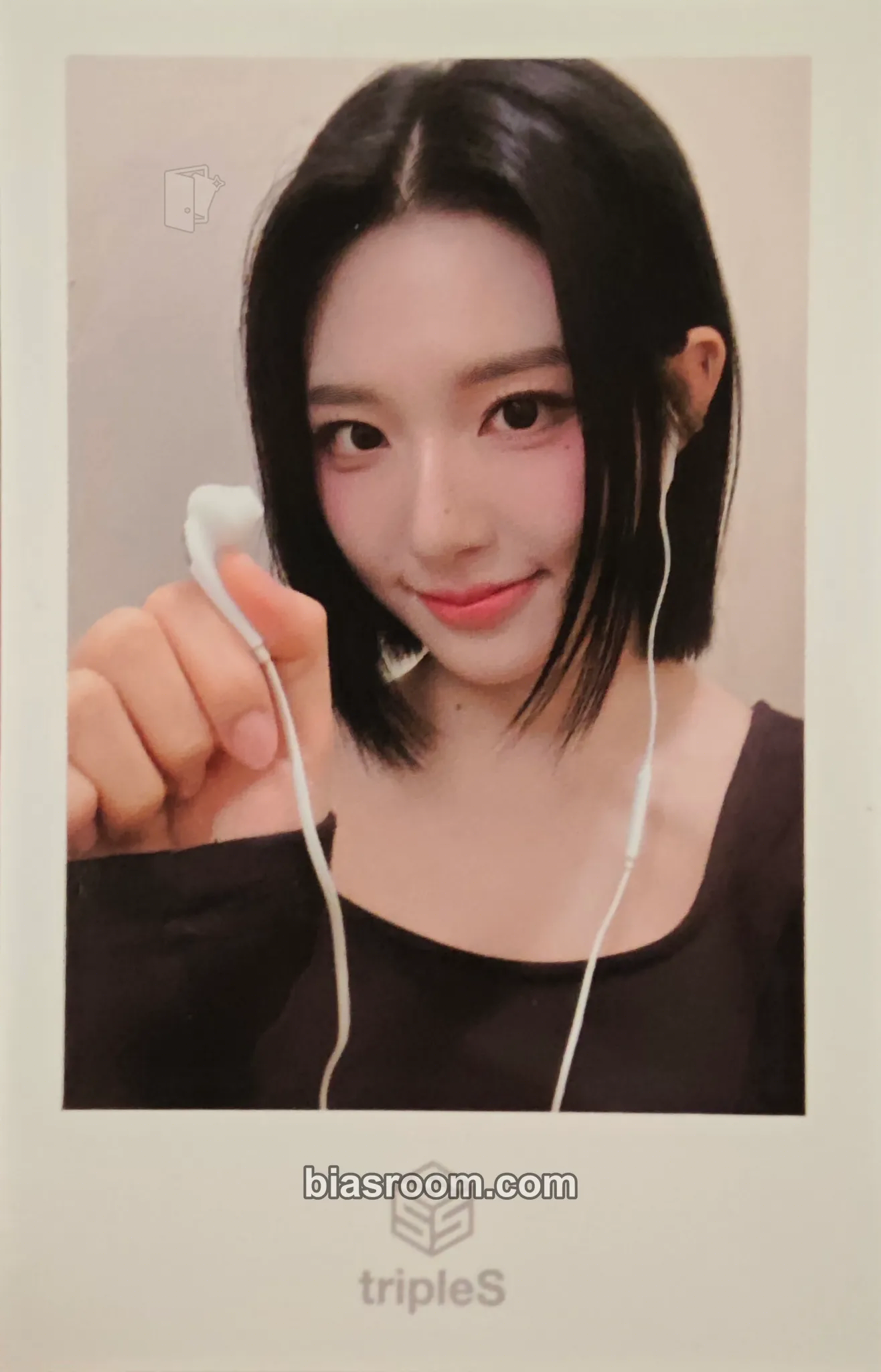 Xinyu Performante Photocard - tripleS - tripleS K-pop photocard