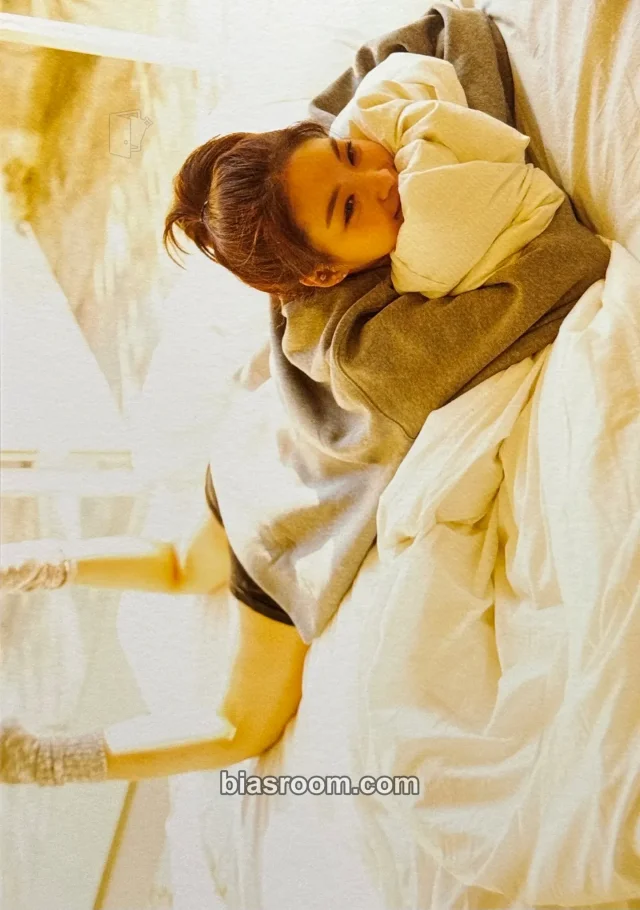 Chung Ha - Chung Ha - 2018 Birthday Fanmeeting Event fan meeting postcard item set