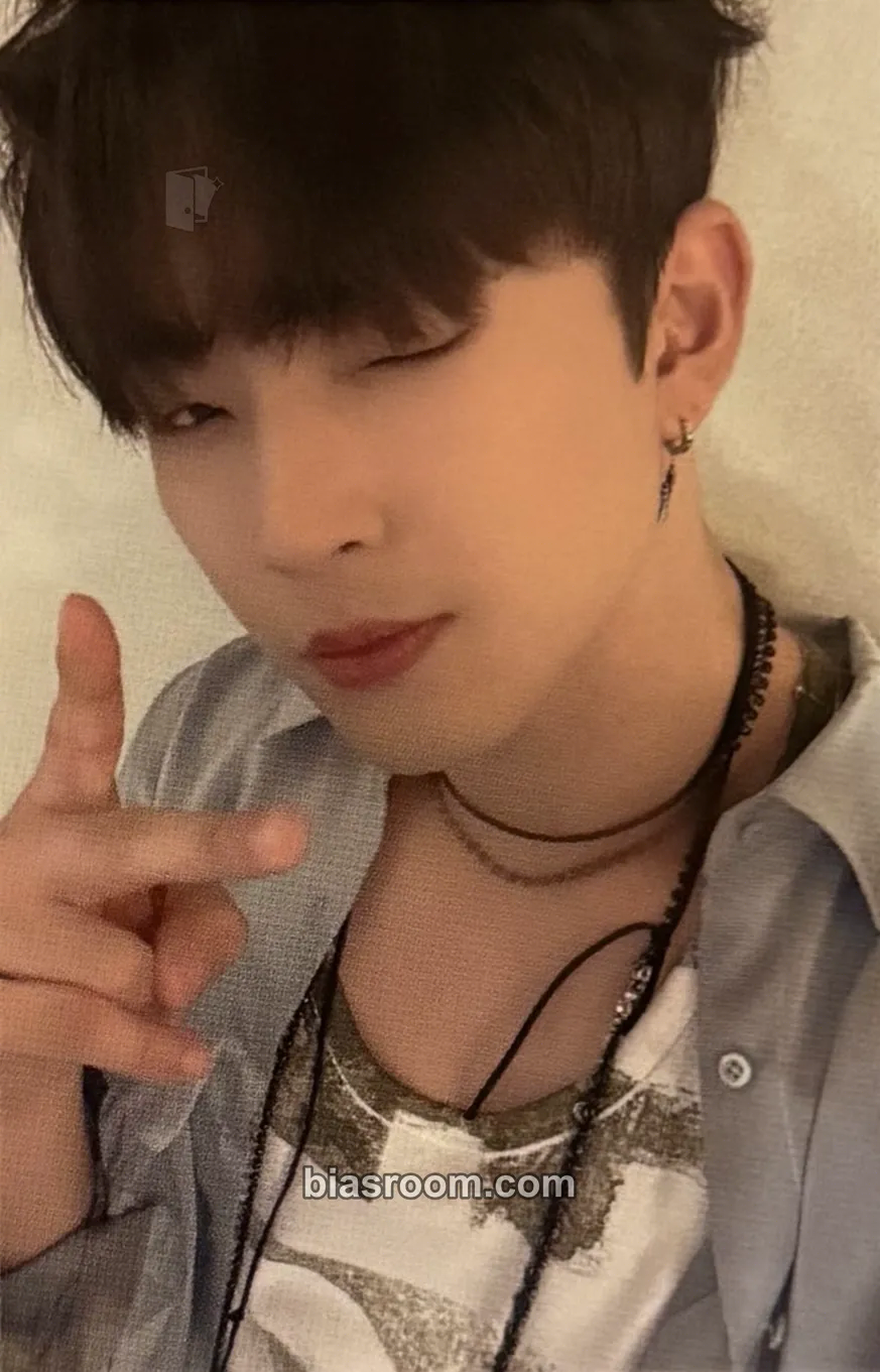 Leedo La Dolce Vita Photocard - ONEUS – ONEUS K-Pop-Photocard