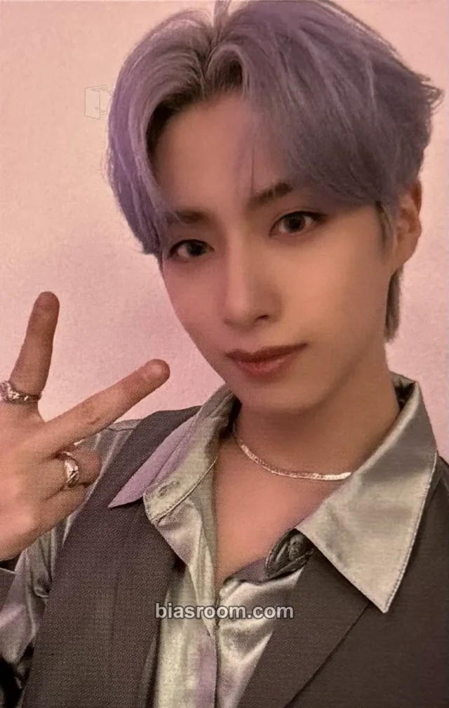 ONEUS - Xion - La Dolce Vita Album rbw cafe event drink benefit