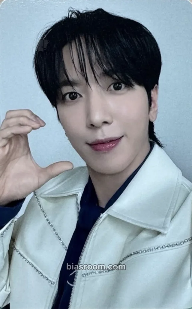 CNBLUE - Yonghwa - 2025 CNBLUE LIVE Voyage Into X in Japan Event merch photocard concert japan