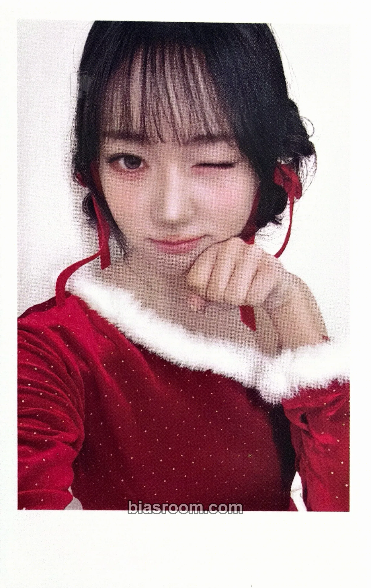 Shion Beyond Beauty Photocard - tripleS - tripleS K-pop photocard