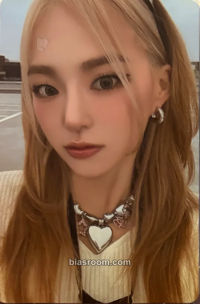 Yeeun - Yeeun - The Beginning Album album photocard