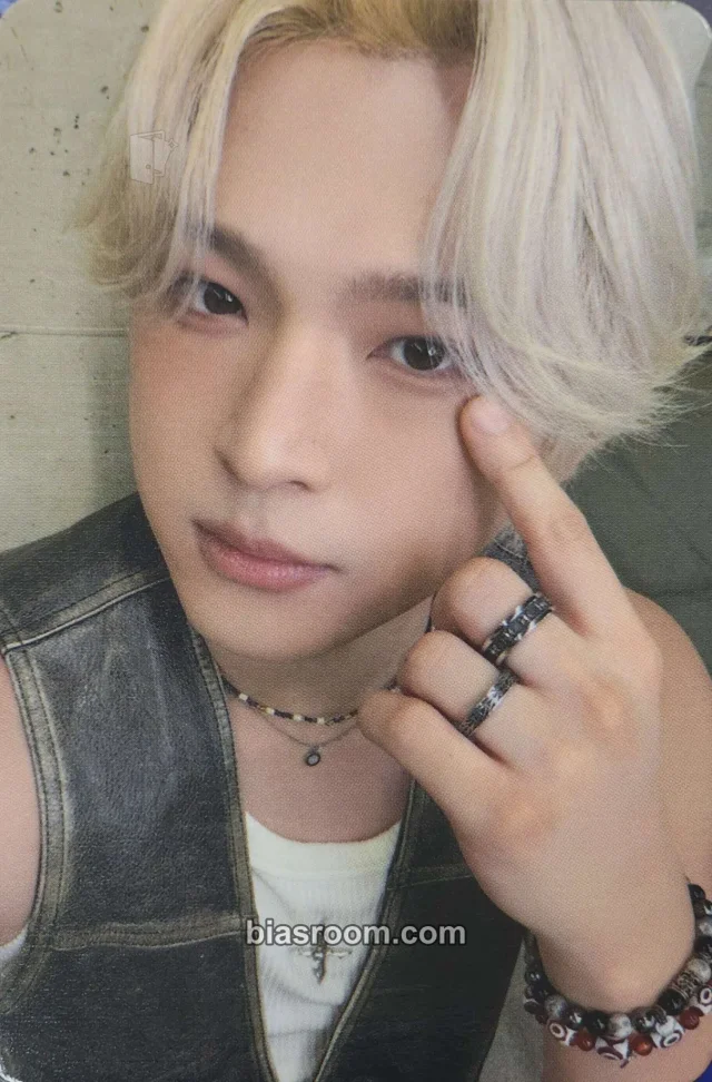 ONEUS - Leedo - First Light : 井 Album pre-recording
