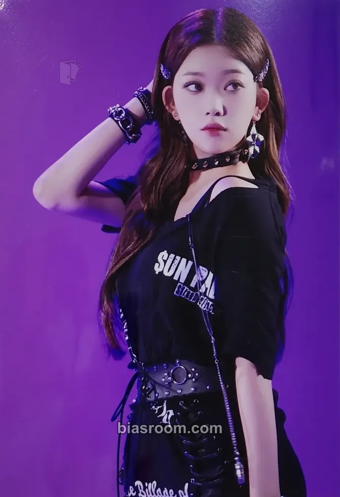 Tsuki The Billage of Perception: Chapter Two Photocard - Billlie - Billlie K-pop photocard