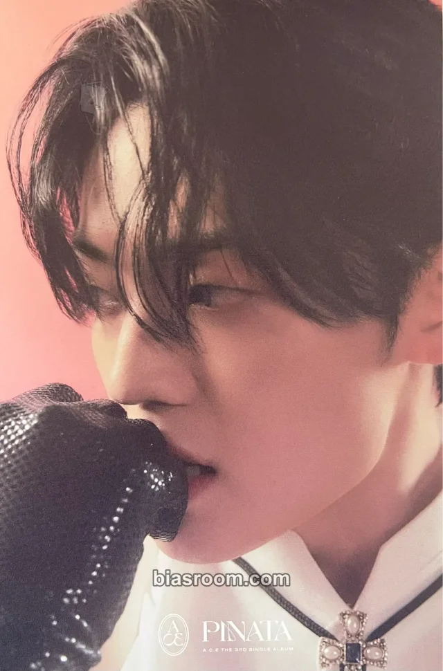 A.C.E - Kang Yuchan - PINATA Album postcard album inclusion