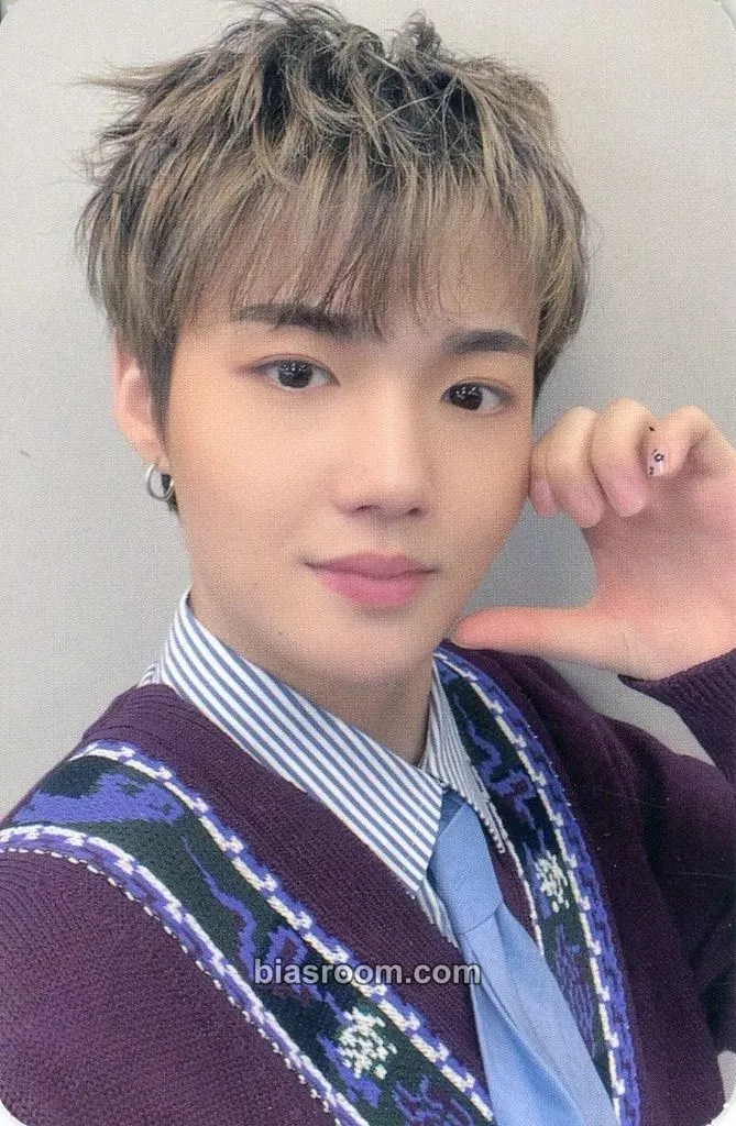 Doyoung 2023 Welcoming Collection Photocard - TREASURE - TREASURE K-pop photocard