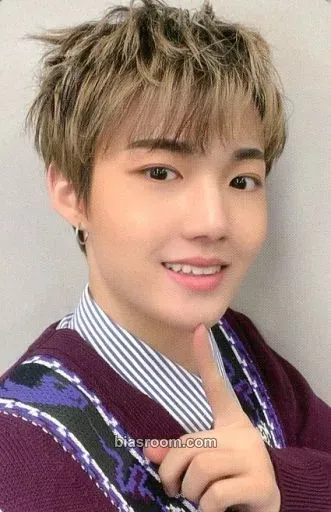 Doyoung 2023 Welcoming Collection Photocard - TREASURE - TREASURE K-pop photocard