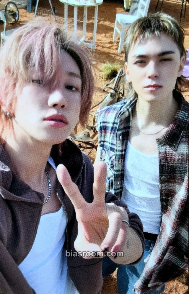 SEVENTEEN - The8 & Vernon - V8 Album fanplee standard version pob (pre-order benefit)