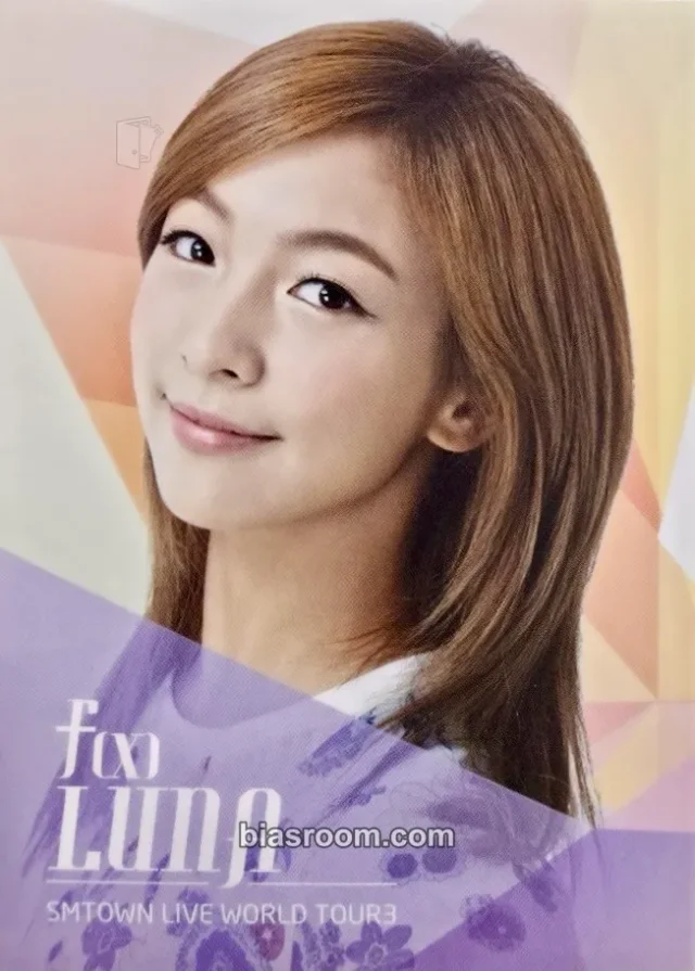 f(x) - Luna - SM Town Live World Tour III Event A version merch photocard tour exclusive trading card