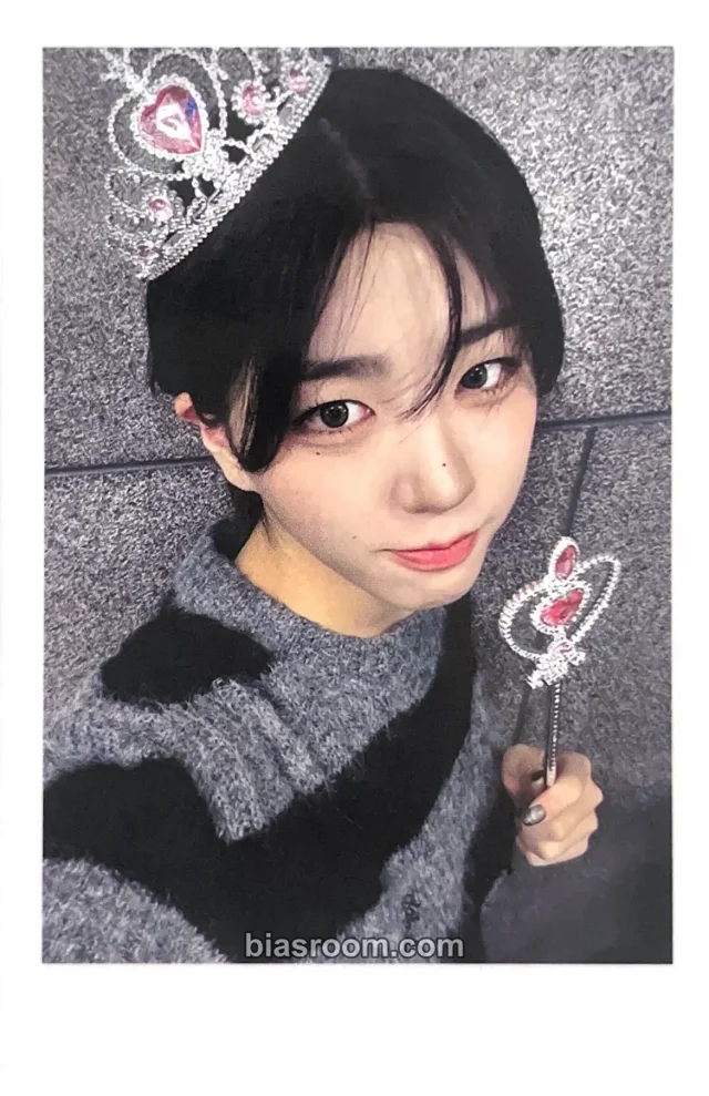 tripleS - Sohyun - Performante Album polaroid pob (pre-order benefit) jump up round 6 fansign