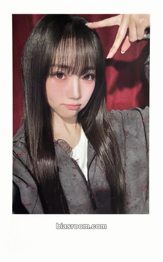 tripleS - Shion - Beyond Beauty Album whosfan video call/fancall polaroid