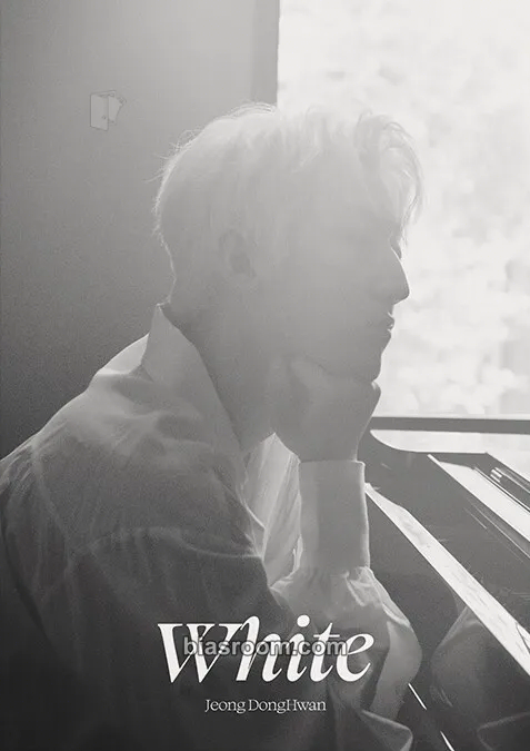 Donghwan Jeong DongHwan Piano Album ‘White’ Photocard - MeloMance - photocard K-pop di MeloMance