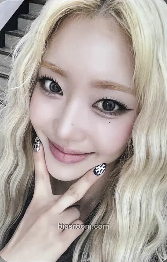 Sumin S Photocard - STAYC - STAYC K-pop photocard