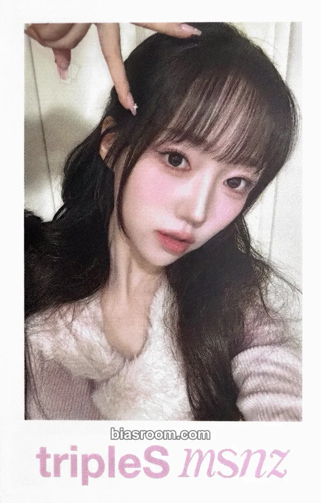 tripleS - Shion - Beyond Beauty Album everline round 6 fansign polaroid