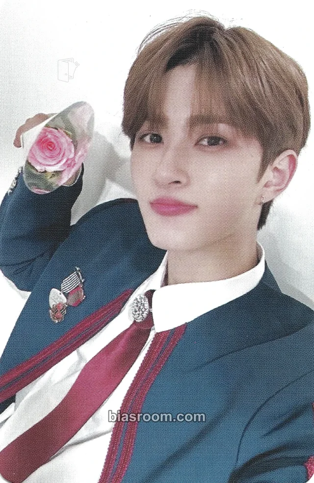 XODIAC - Leo - Throw A Dice Album fansign makestar