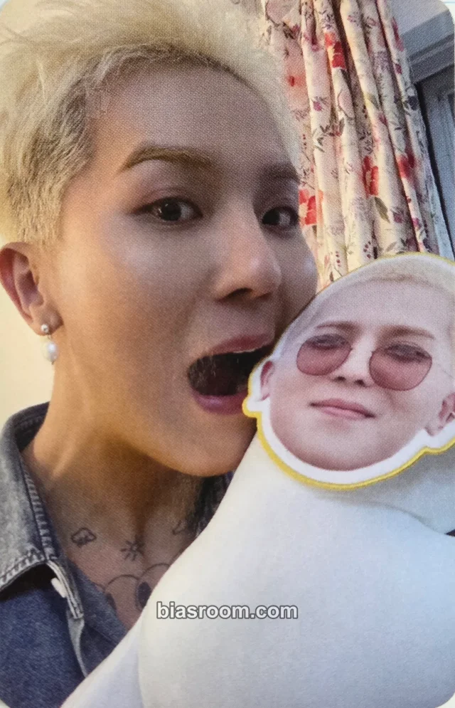 WINNER - Mino - HOLIDAY Album merch photocard