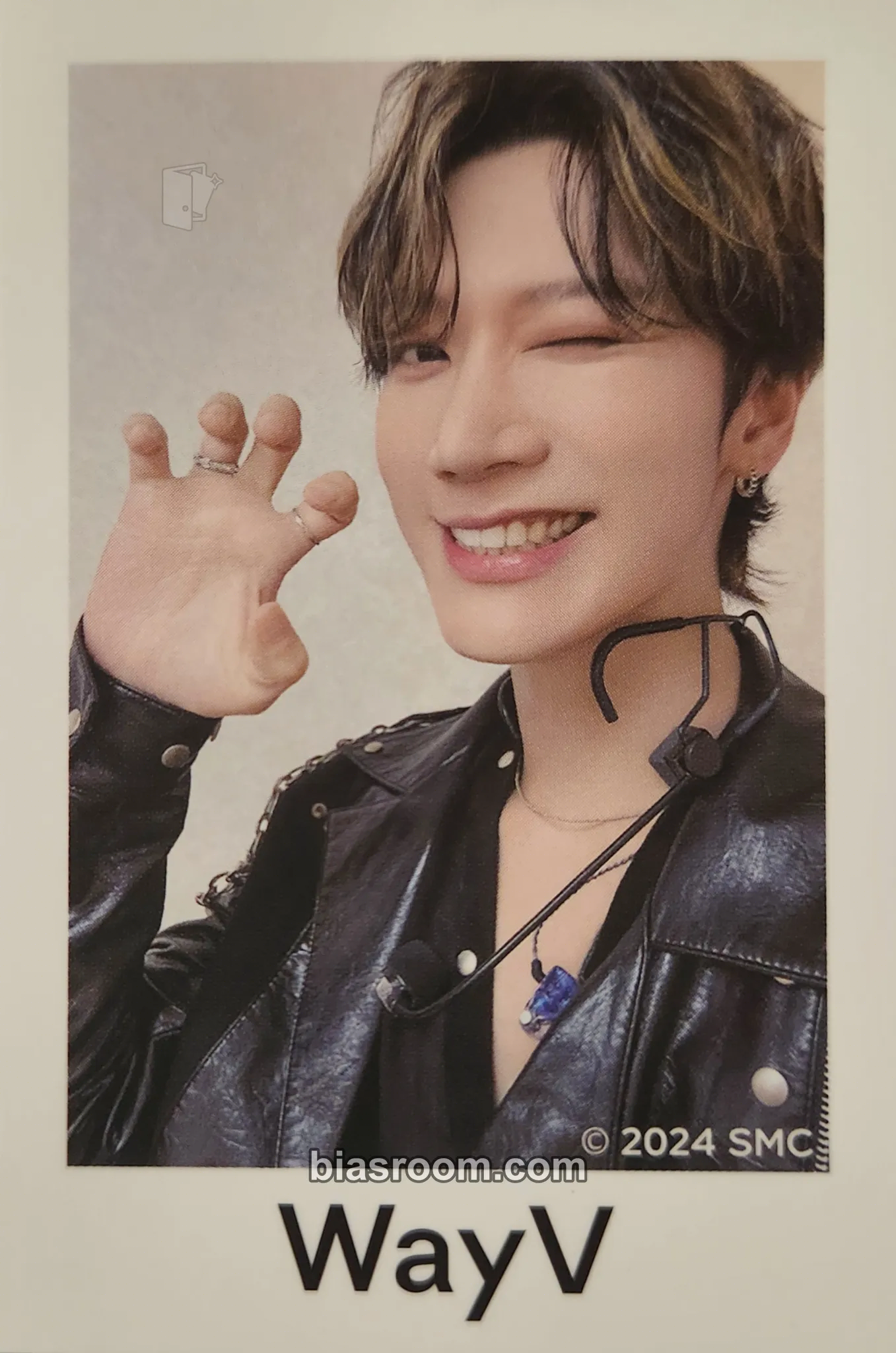 Ten On The Way Concert Photocard - WayV - WayV K-pop photocard