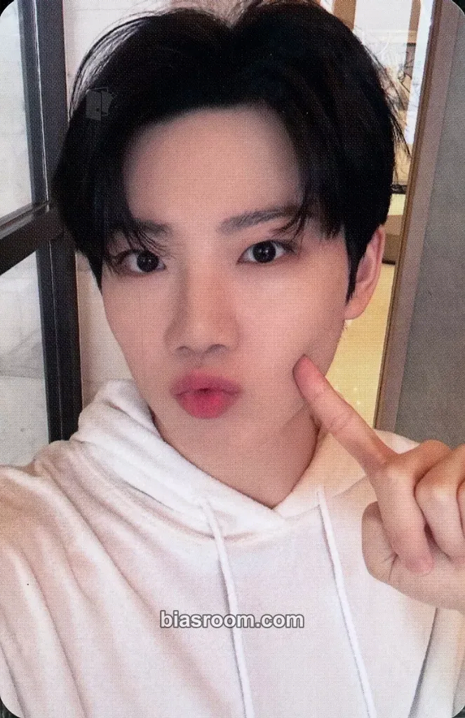 Junkyu Best Friend Forever Photocard - TREASURE - TREASURE K-pop photocard