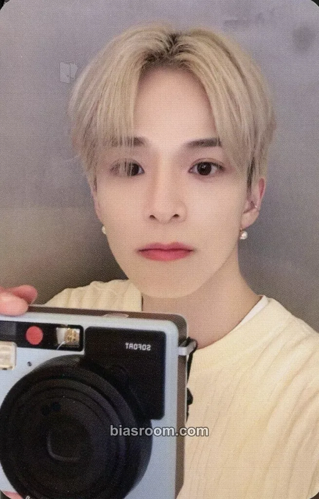 Asahi Best Friend Forever Photocard - TREASURE - TREASURE K-pop photocard