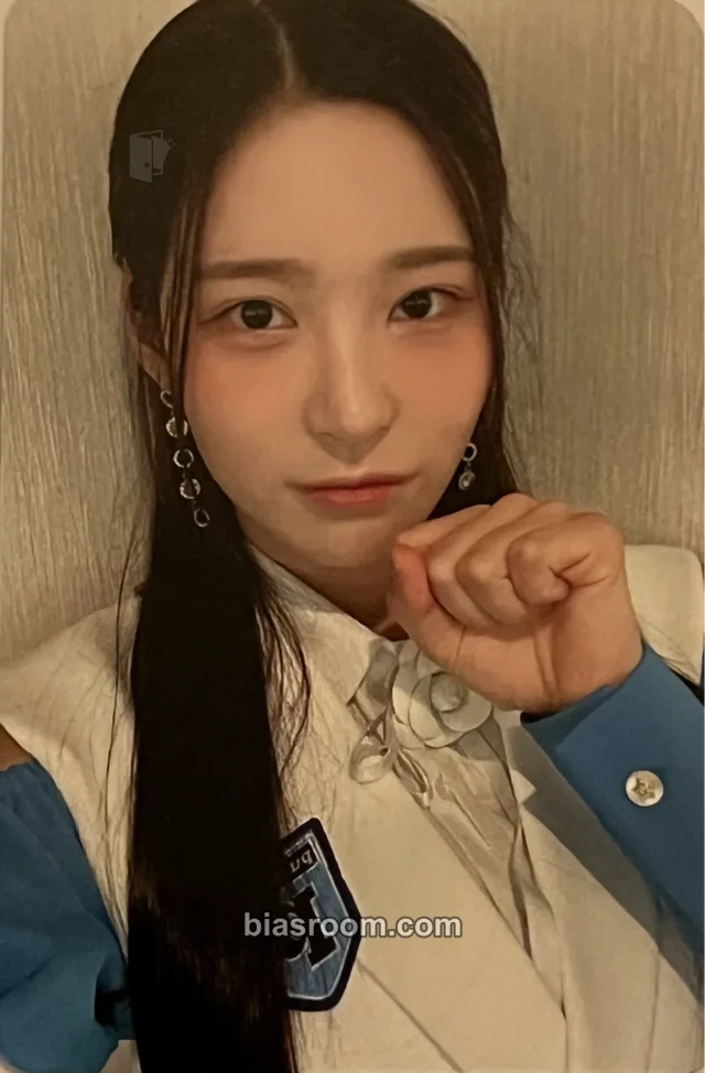 Hyungseo CLASSy LIVES ACROSS K-pop photocard