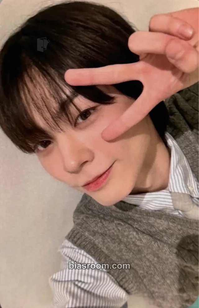 Hong POW Boyfriend K-pop photocard