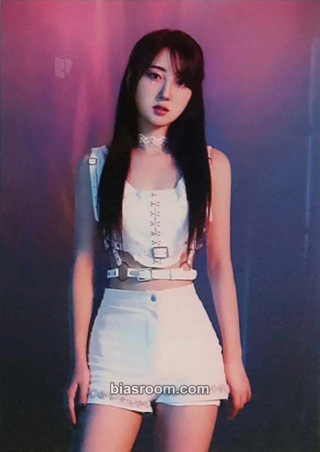 PRITTI-G - Sojeong - LOVE TAKER Album album inclusion postcard