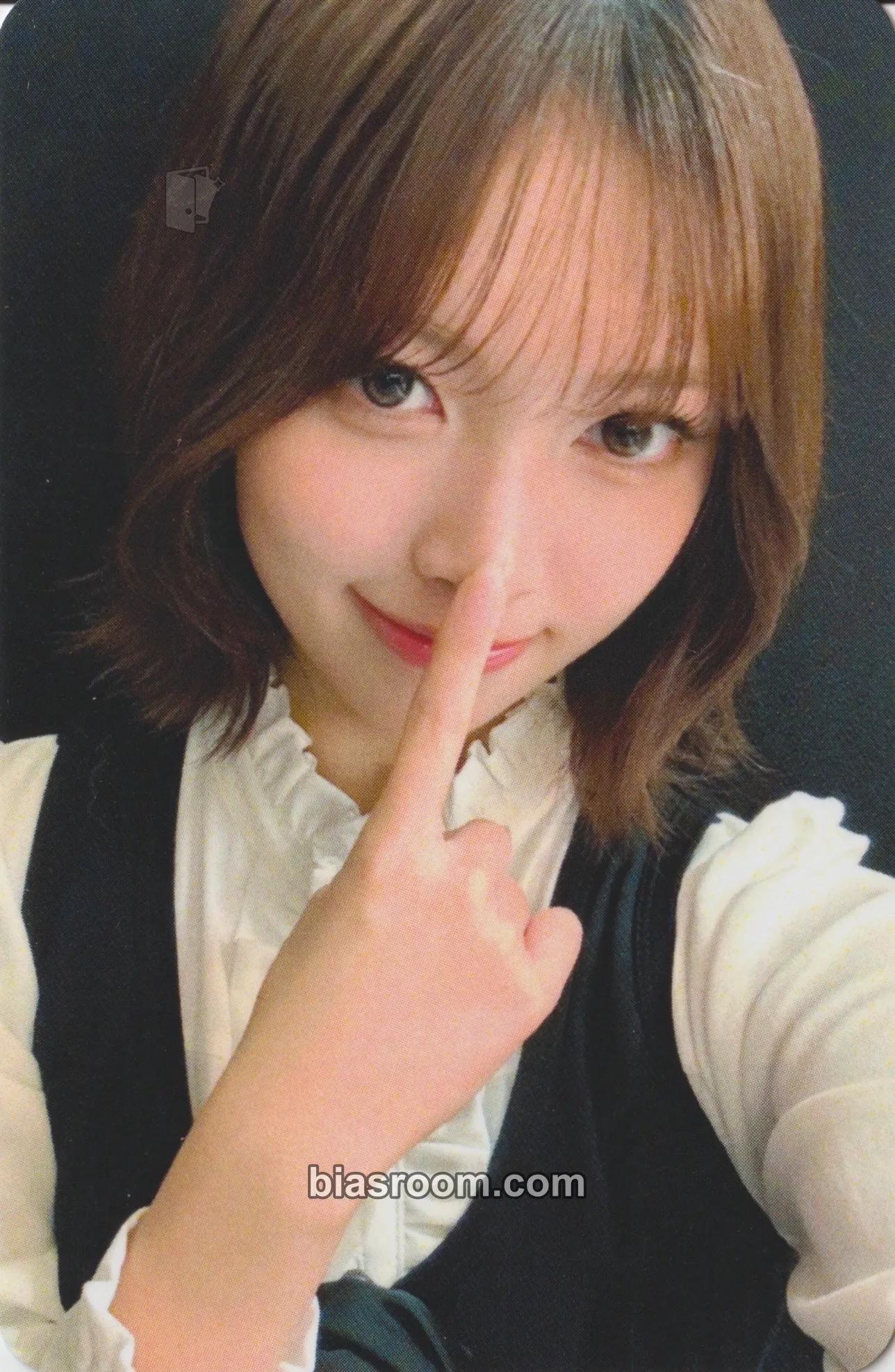 May Dearest Photocard - RESCENE - RESCENE K-pop photocard
