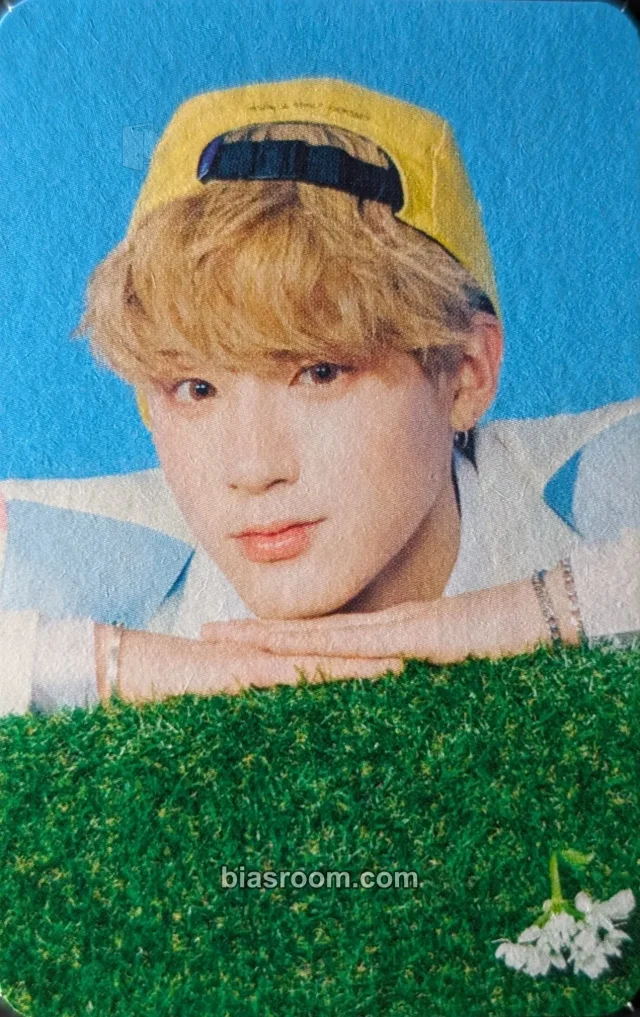 THE BOYZ - Eric - Bloom Bloom Album qr card platform