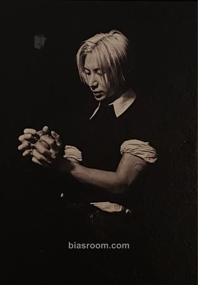 Taemin - Taemin - PHASE 1: Soft Violence Album album inclusion postcard bitter version