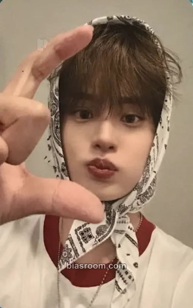 AB6IX - Daehwi - UPSIDE DOWN Album video call/fancall everline round 1