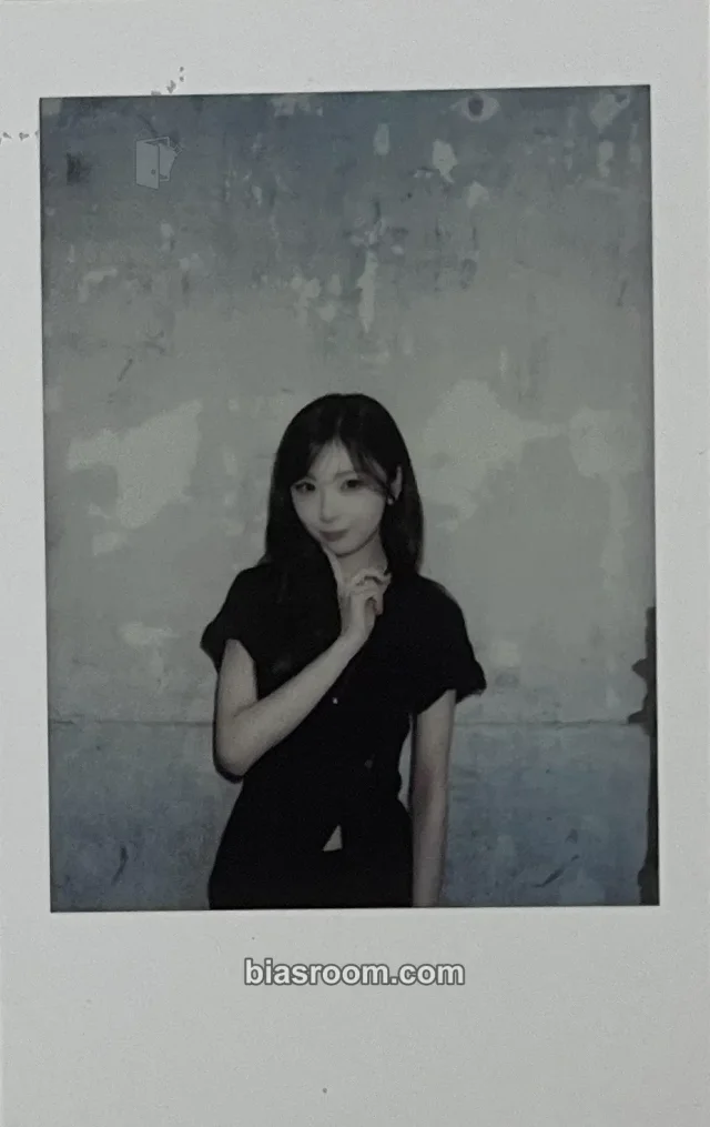 NiziU - Miihi - Sour Grapes Album polaroid album photocard