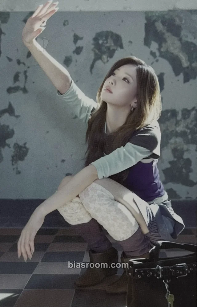 NiziU - Mayuka - Sour Grapes Album album photocard item set