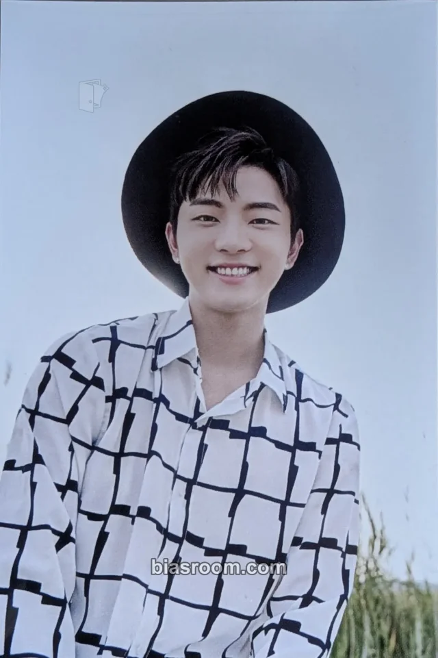 Madtown - Lee Geon - Emotion Album album photocard