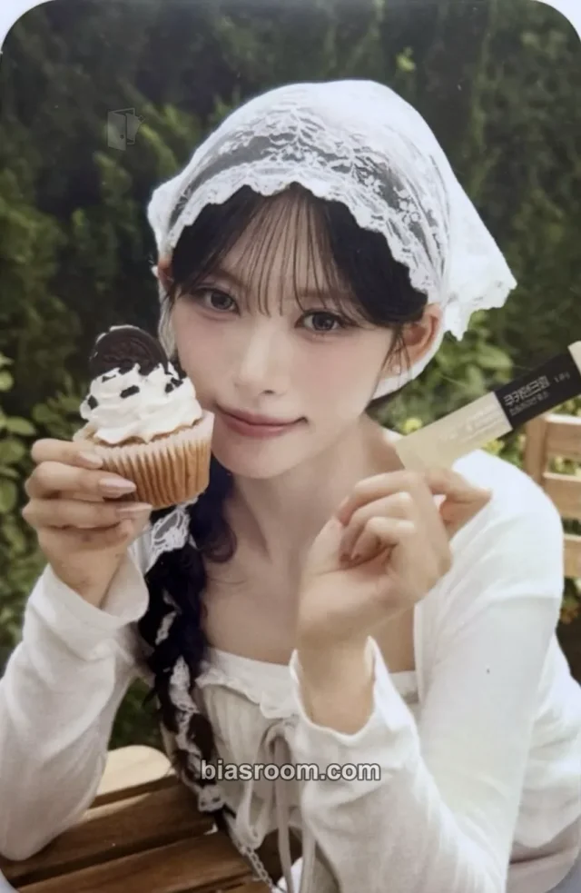 RESCENE - Liv - GrainOn x RESCENE Other brand collaboration purchase benefit photocard set grainon kakaotalk