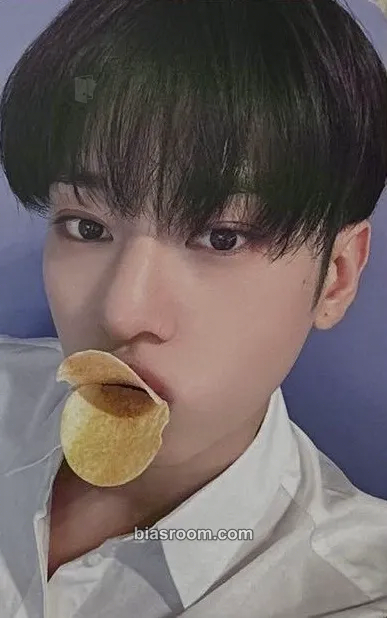 Donghyun THE FUTURE IS OURS : LOST Photocard - AB6IX – AB6IX K-Pop-Photocard