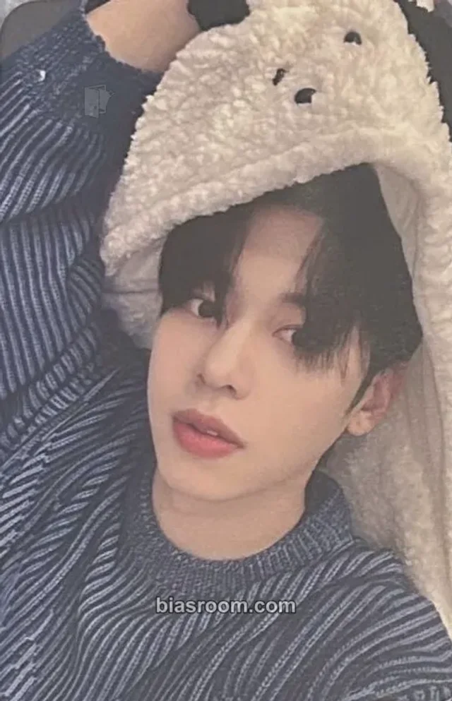 AB6IX - Donghyun - THE FUTURE IS OURS : FOUND Album fansign apple music round 4