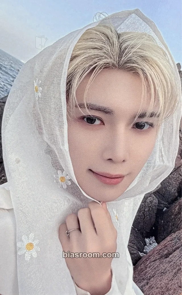 ATEEZ - Yeosang - Blue Drift MD - 8th Anniversary Other merch photocard photobook photocard