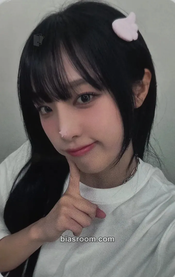 Yena NEMONEMO Photocard - Yena K-pop photocard
