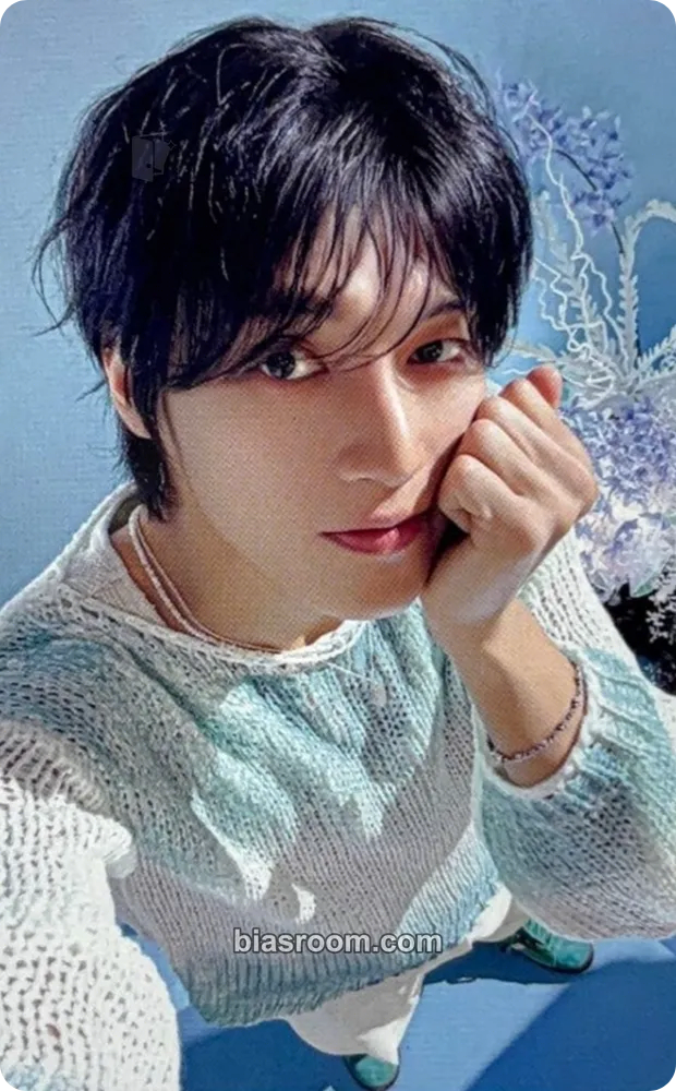 Wooyoung Blue Drift MD - 8th Anniversary Photocard - ATEEZ - ATEEZ K-pop photocard