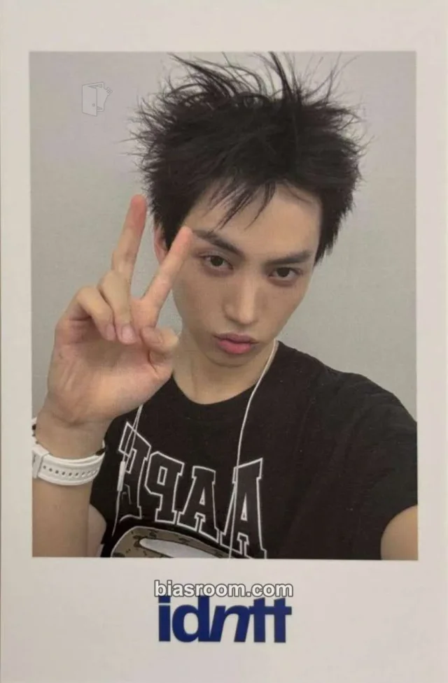 idntt - Kim JuHo - itsnotover Album mystargoods (MSG) round 1 group video call/fancall polaroid
