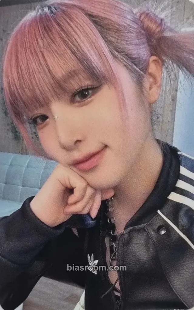 Yena - Yena - GOOD MORNING Album everline round 3 video call/fancall